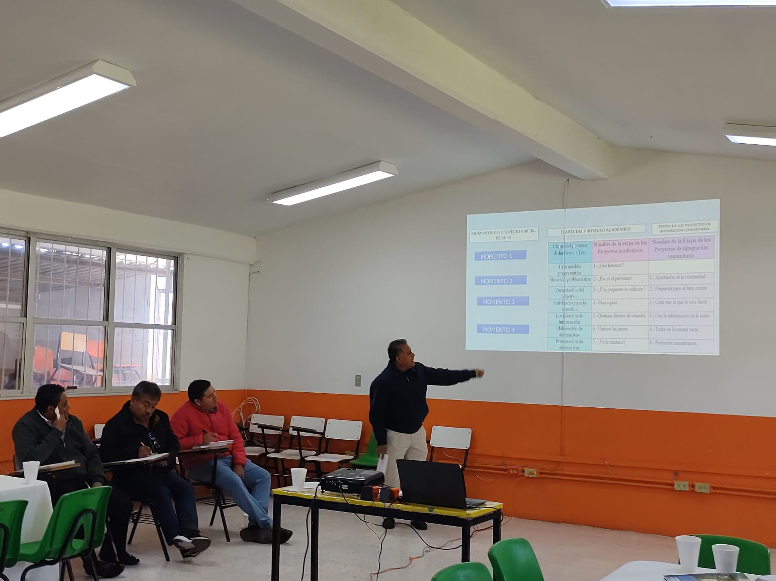 Realiza curso zona 02 de Telesecundarias estatales